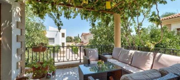 3 bedrooms House in Agios Athanasios, Cyprus No. 6550 10