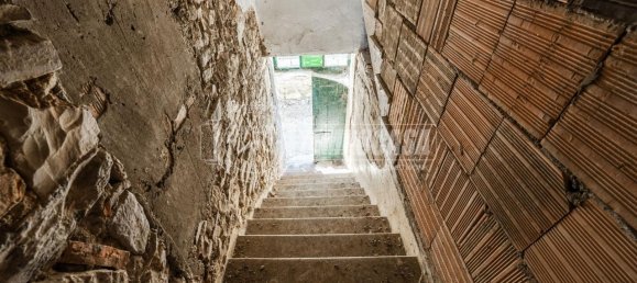 2 rooms House in Viano, Italy No. 175485 18