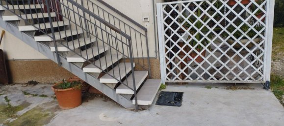 3 Schlafzimmer Villa in Pesaro, Italy, Nr. 329959 7