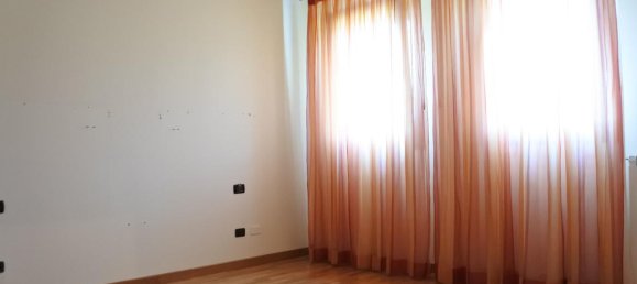 Квартира с 3 комнатами в Верона, Италия № 234425 10