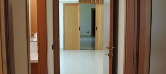 Квартира с 3 комнатами в Верона, Италия № 234425 3