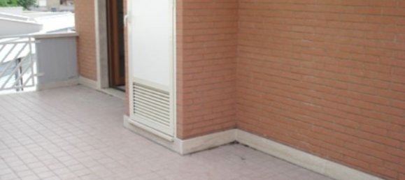 2 chambres Appartement à Rome, Italy No. 171617 2