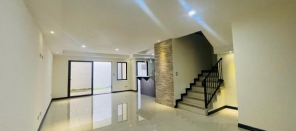 3 bedrooms Condo in Santa Ana, Costa Rica No. 368 2