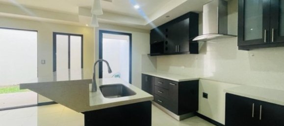 3 bedrooms Condo in Santa Ana, Costa Rica No. 368 6