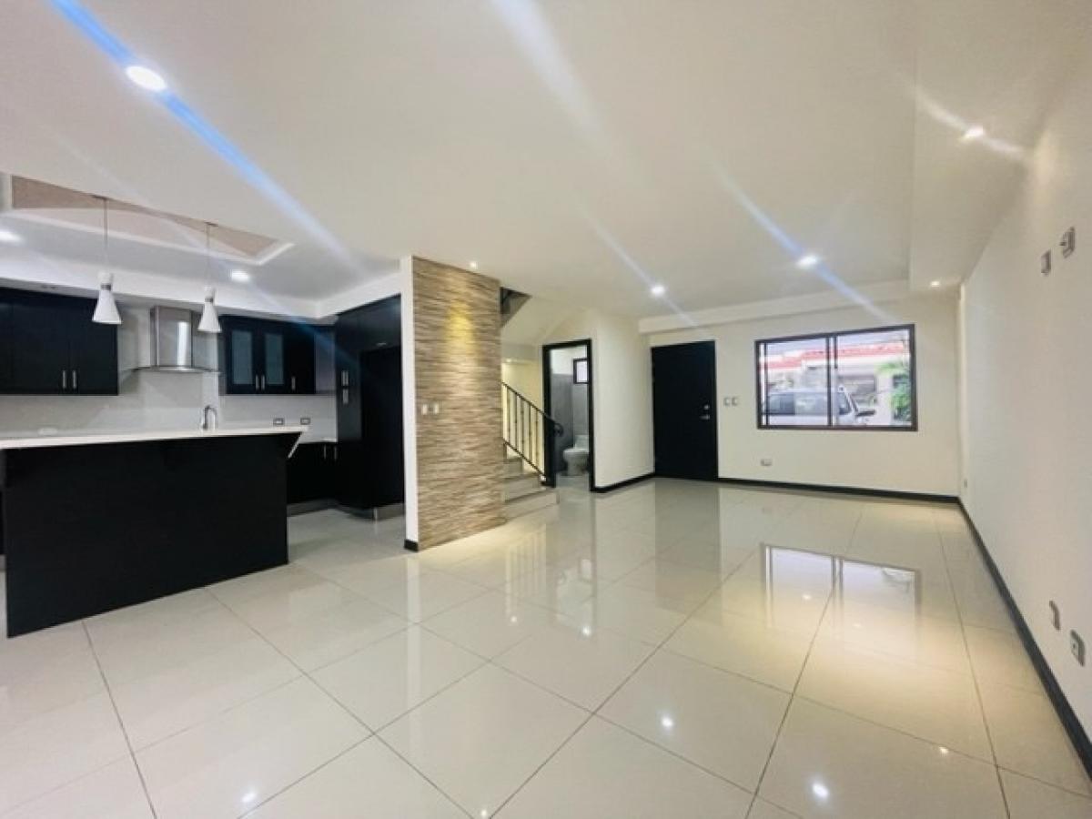 3 bedrooms Condo in Santa Ana, Costa Rica No. 368