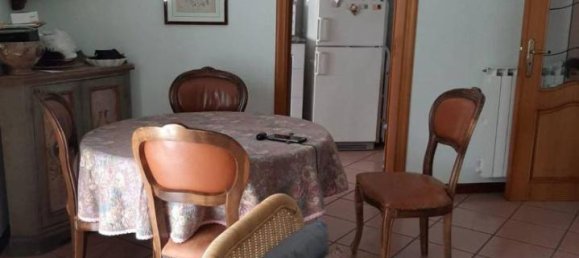 5 rooms Apartment in Marano di Napoli, Italy No. 74881 3