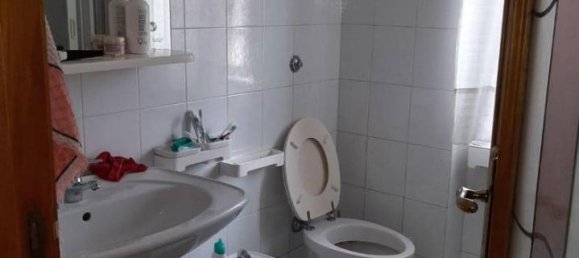 5 rooms Apartment in Marano di Napoli, Italy No. 74881 6