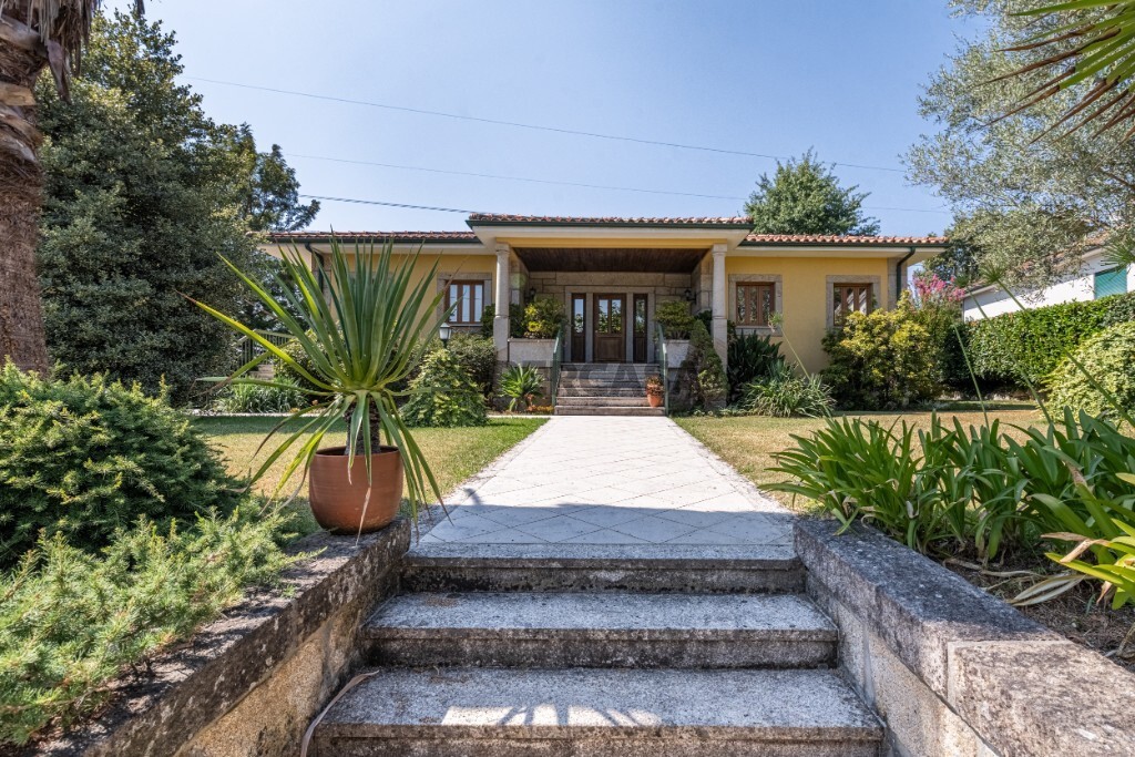 Casa T4 em Ferreiros, Portugal N.º 311111