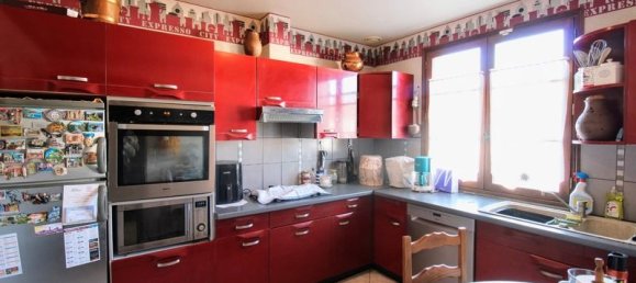 4 bedrooms House in Neuilly-en-Thelle, France No. 225891 6