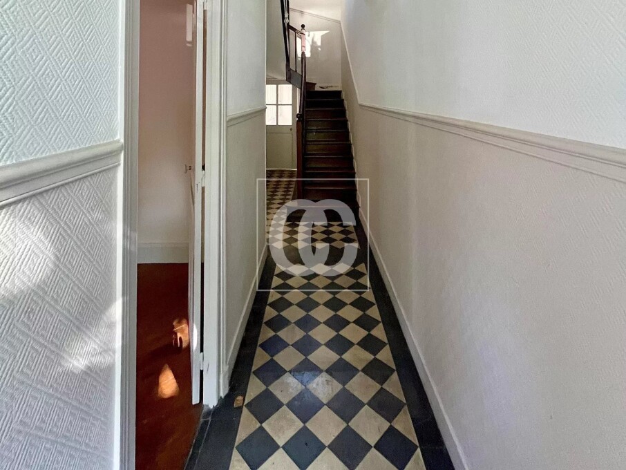 Casa de 4 dormitorios en Rouen, France No. 317751