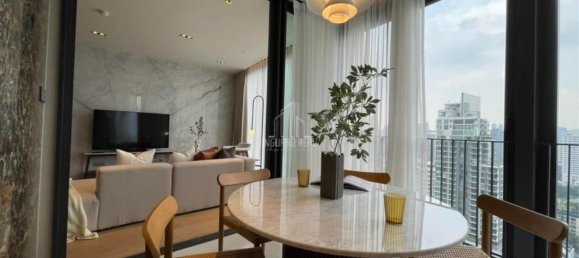 Apartamento com 2 quartos em condomínio em Khlong Toei, Thailand N.º 8887 3