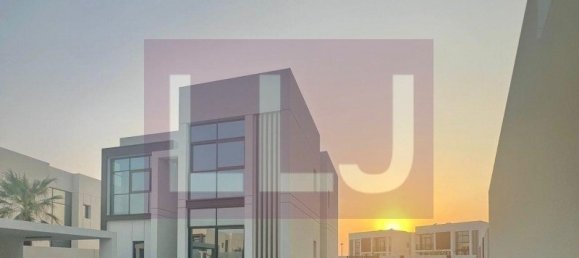 4 bedrooms Villa in Abu Dhabi, UAE No. 54708 7