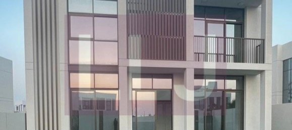 4 bedrooms Villa in Abu Dhabi, UAE No. 54708 2