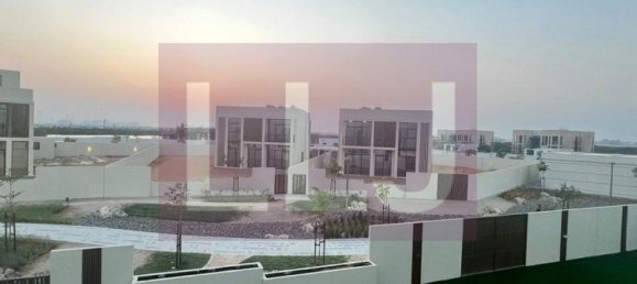 4 bedrooms Villa in Abu Dhabi, UAE No. 54708 15