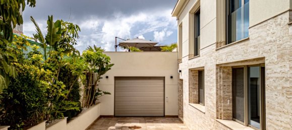 6 bedrooms House in La Zenia, Spain No. 166095 34