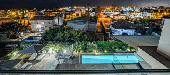 6 bedrooms House in La Zenia, Spain No. 166095 15