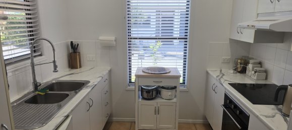 Квартира с 1 спальней в Tin Can Bay, Австралия № 292 7