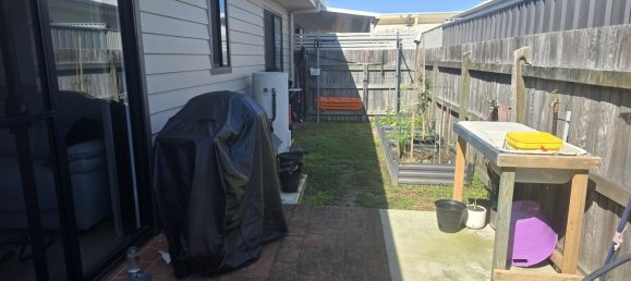 Квартира с 1 спальней в Tin Can Bay, Австралия № 292 3