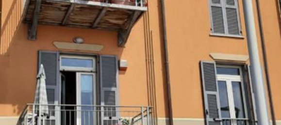 4 bedrooms Apartment in Savona, Italy No. 344308 2