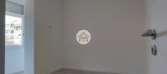 1 bedroom Apartment in Rio de Mouro, Portugal No. 153002 15