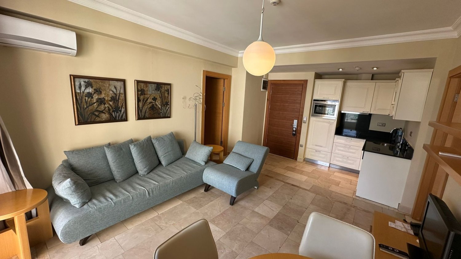 Apartment 2+1 in Kargicak, Turkey No. 48539