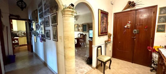 3 Schlafzimmer Wohnung in Rome, Italy, Nr. 321610 11