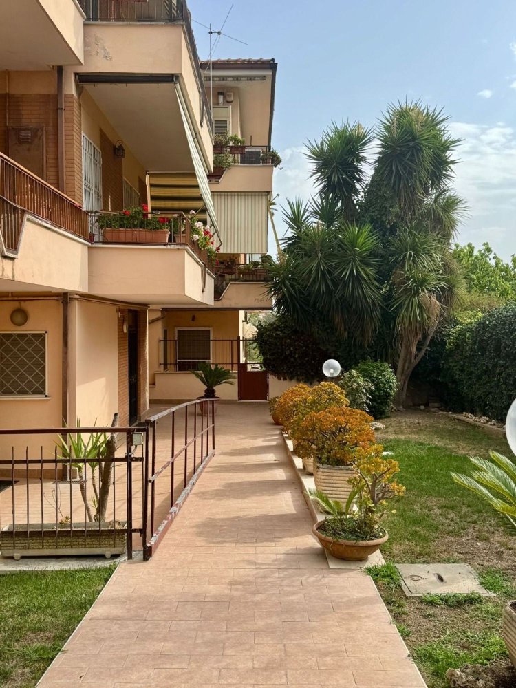 3 Schlafzimmer Wohnung in Rome, Italy, Nr. 321610