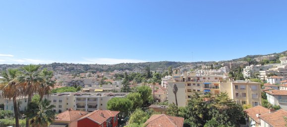 1 bedroom Apartment in Nice, France No. 320829 2