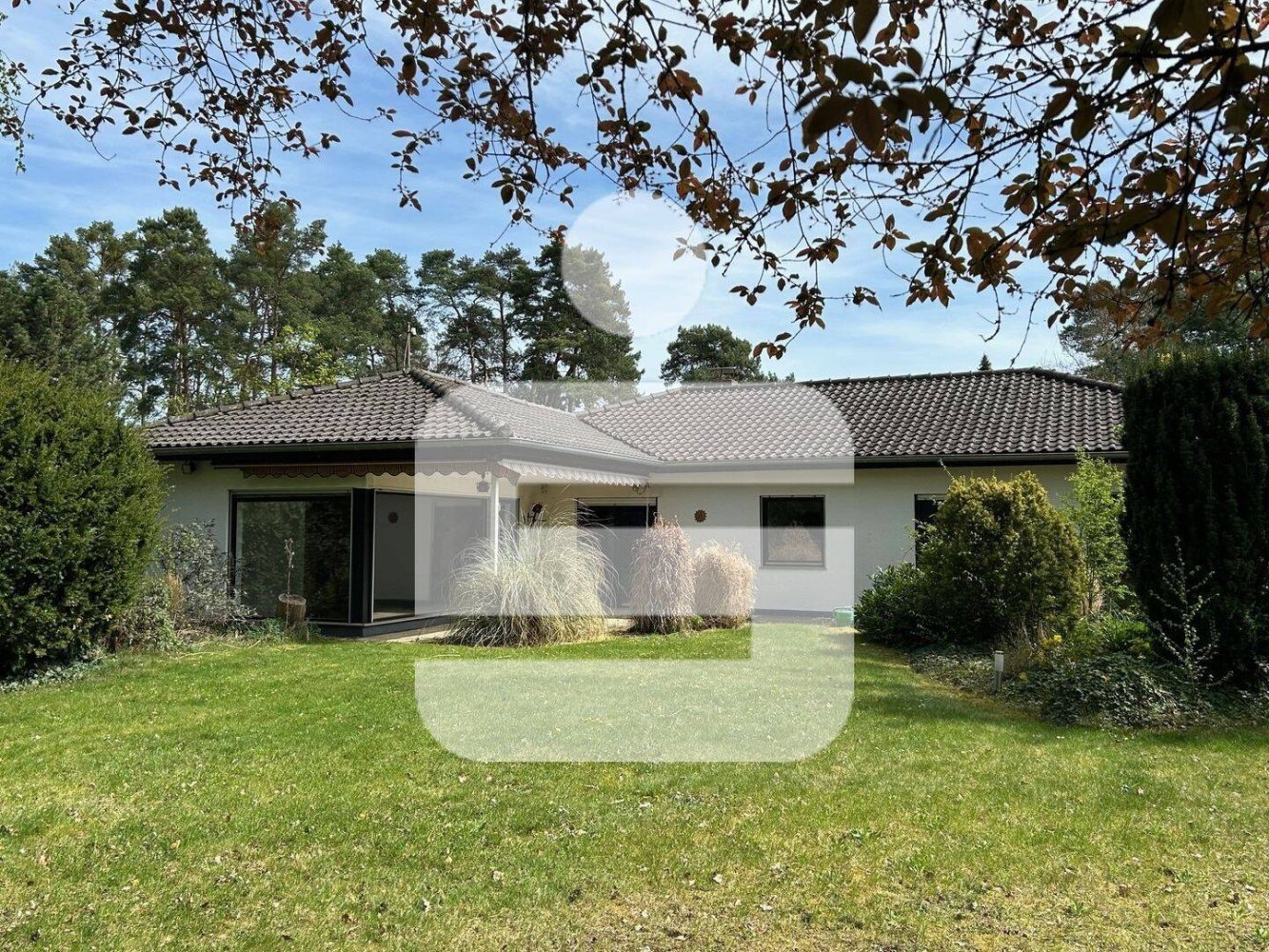 Bungalow de 6 divisões em Erlangen, Germany N.º 363638