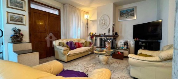 3 bedrooms Apartment in Colle di Val d'Elsa, Italy No. 88099 2
