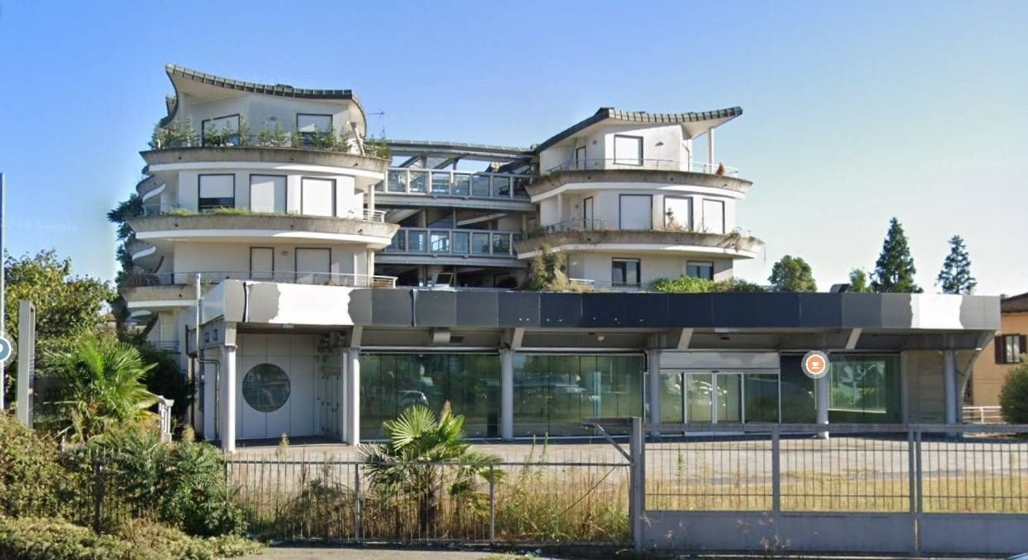 2-salle Appartement à Legnano, Italy No. 56810