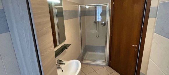 2-salle Appartement à Legnano, Italy No. 56810 12