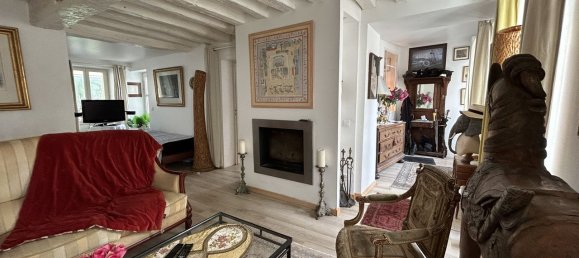 3 bedrooms House in Senlis, France No. 85016 2