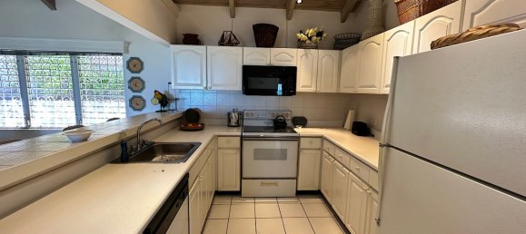 Villa de 3 dormitorios en Paradise View, Antigua and Barbuda No. 17 5