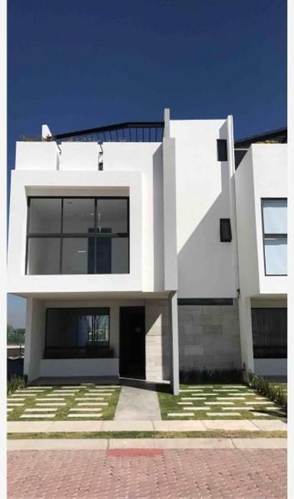 3 bedrooms House in Puebla, Mexico No. 170614