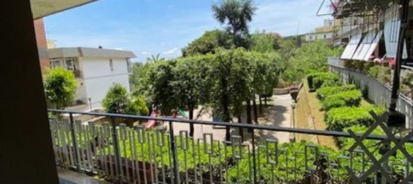 3غرفة شقة في Naples, Italy رقم 16348 12