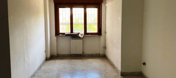 3غرفة شقة في Naples, Italy رقم 16348 15