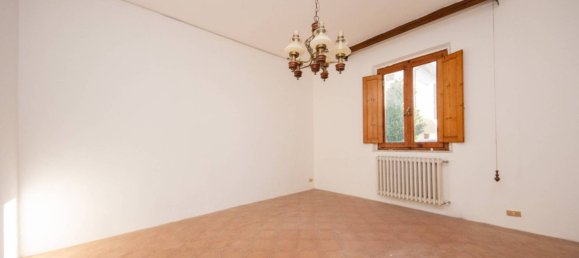 3 bedrooms House in Quarrata, Italy No. 47648 17