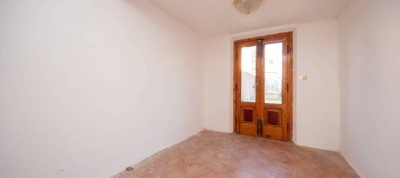 3 bedrooms House in Quarrata, Italy No. 47648 30