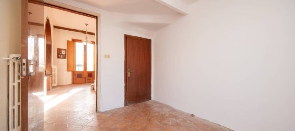 3 bedrooms House in Quarrata, Italy No. 47648 38