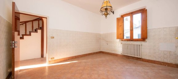 3 bedrooms House in Quarrata, Italy No. 47648 27