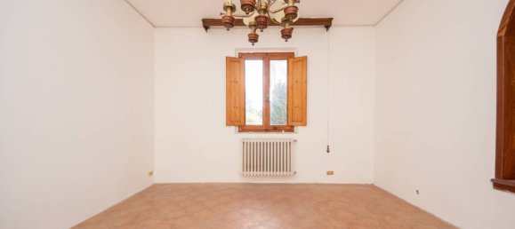 3 bedrooms House in Quarrata, Italy No. 47648 18