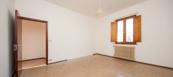 3 bedrooms House in Quarrata, Italy No. 47648 46