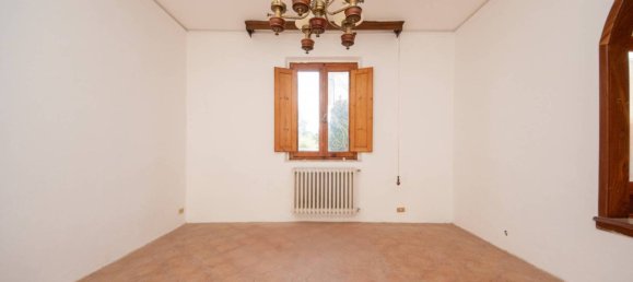 3 bedrooms House in Quarrata, Italy No. 47648 19