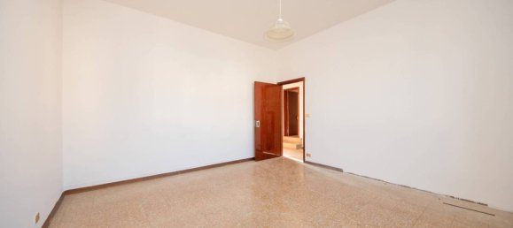 3 bedrooms House in Quarrata, Italy No. 47648 50