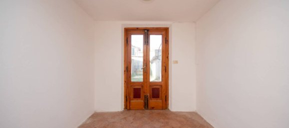 3 bedrooms House in Quarrata, Italy No. 47648 33