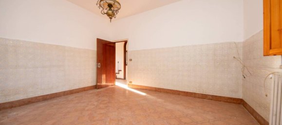 3 bedrooms House in Quarrata, Italy No. 47648 28