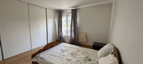 2 Schlafzimmer Haus in Tremblay-en-France, France, Nr. 327026 2