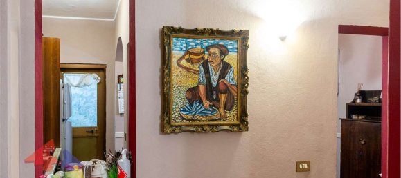 3-salle Maison à Vernate, Italy No. 20910 7