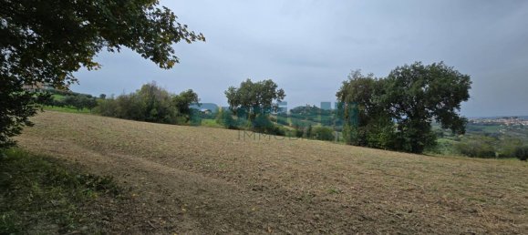 4غرفة منزل في Monte Vidon Corrado, Italy رقم 173613 3